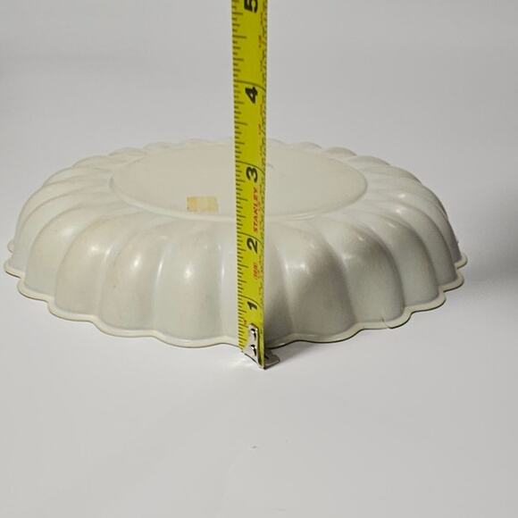 Vintage 1960s Deer and Pixie Elf Plastic Serving Tray Winter Scene Serving Tray - Picture 7 of 7
